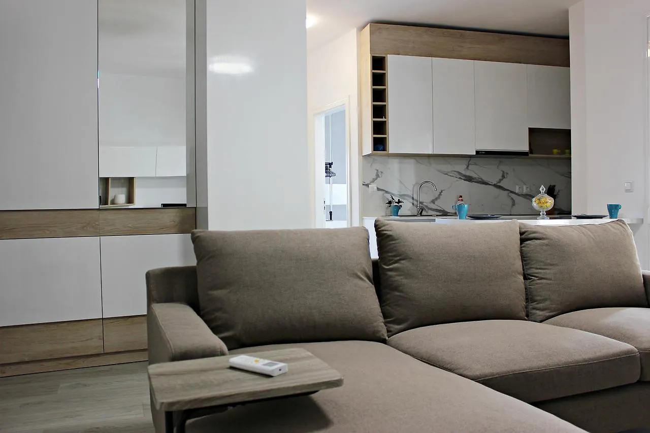 아파트 Erin Luxury Home Sarandë